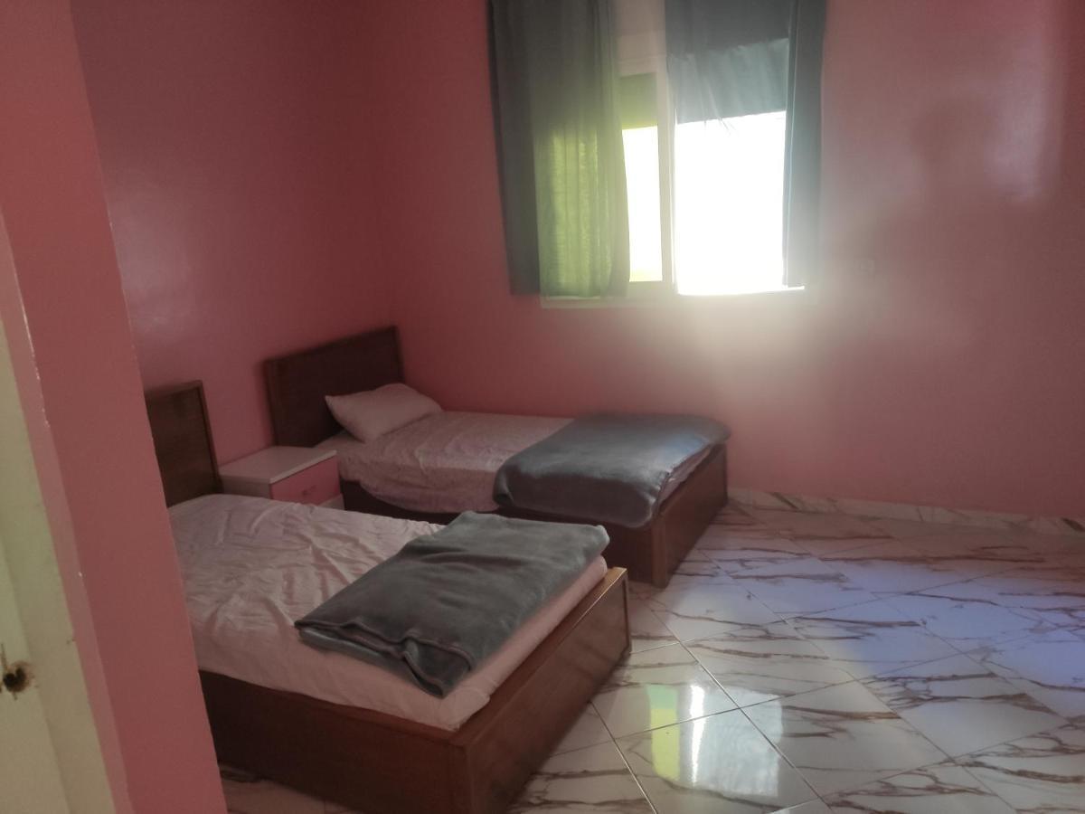 Family House Villa เกนิตรา ภายนอก รูปภาพ